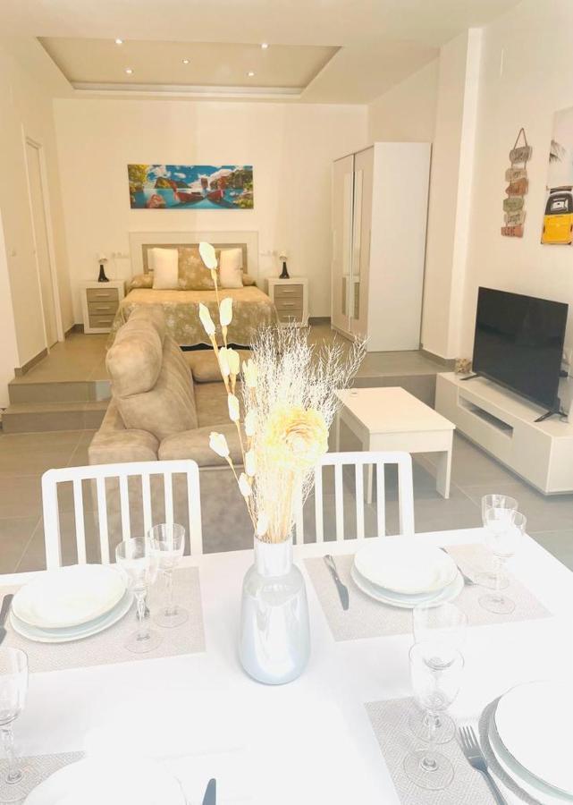 Apartamento Alhucemas Playa Malaga Exterior photo
